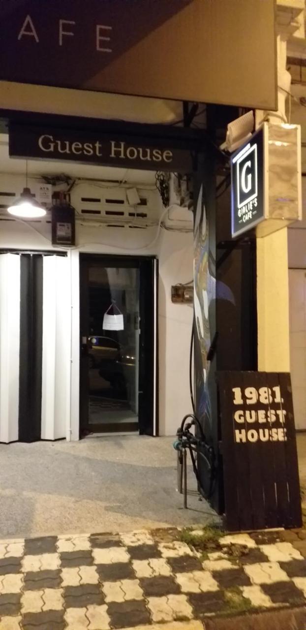 1981 Guest House Ipoh Esterno foto